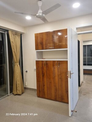 Room in 3 BHK Apartment at Balaji Vertu, Wadala – for Rent