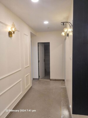 Room in 3 BHK Apartment at Balaji Vertu, Wadala – for Rent