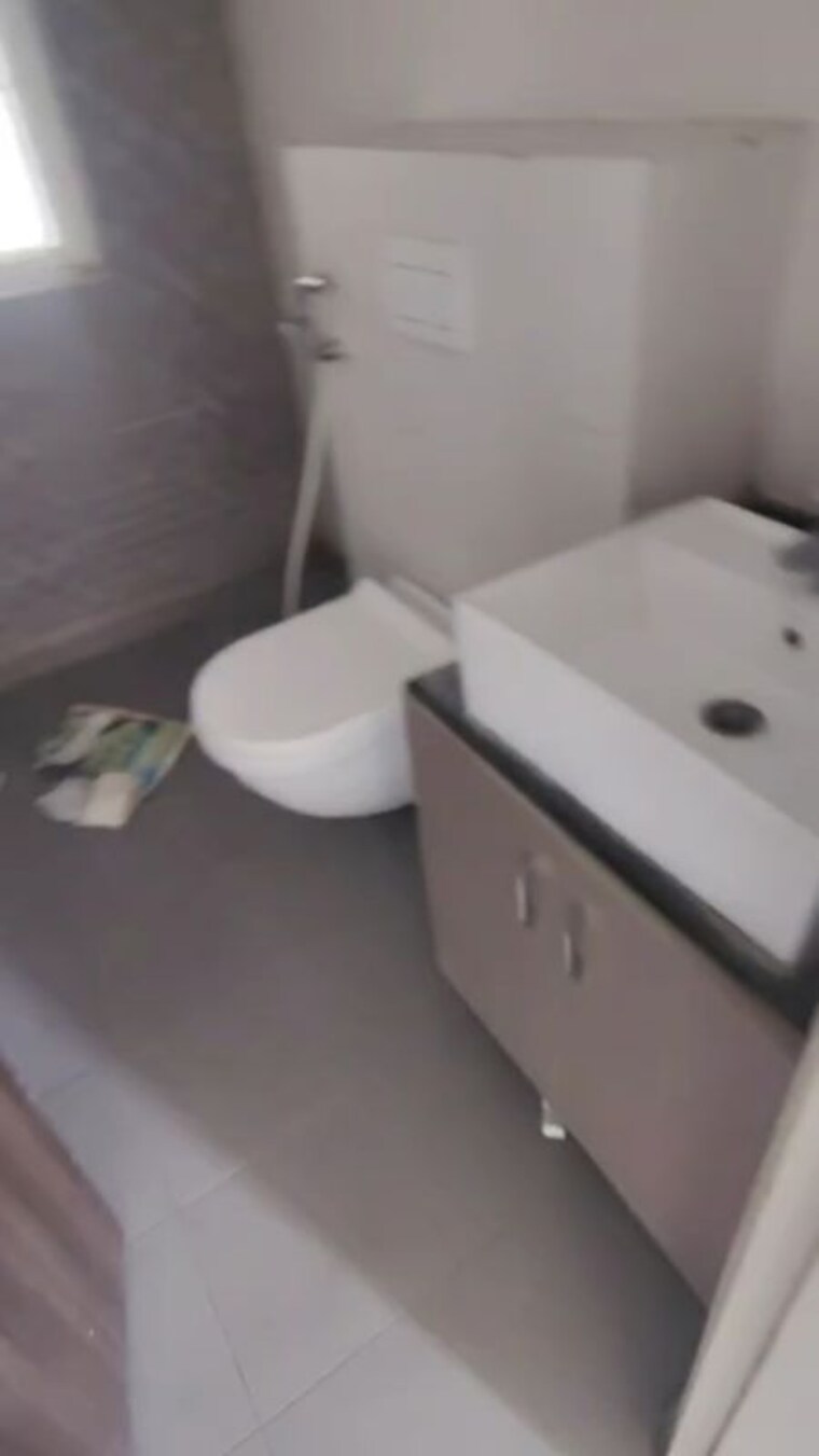 Bathroom, arihant-abode 3 Bedroom 1160 Sq.Ft. Apartment In Sector 10 Greater Noida Greater Noida 10360384