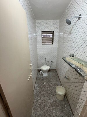 Bathroom in 2 BHK Apartment at Jodhpur – for Rent