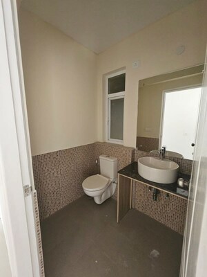 Attached Bathroom in 3.5 BHK Apartment at Silverglades The Melia First Citizen, Sohna Sector 35 – for Sale