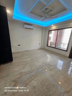 2 BHK Builder Floor For Rent in Sector 51