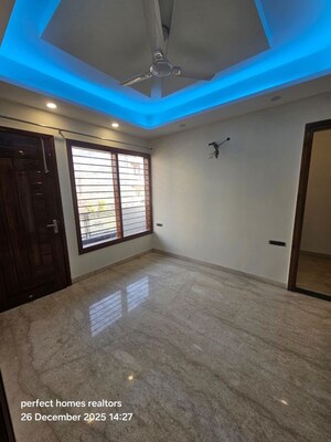 Room in 2 BHK Builder Floor at Sector 51 – for Rent