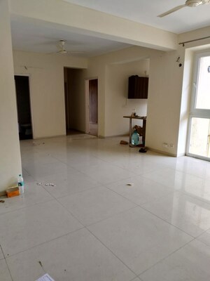 Room in 3 BHK Apartment at Tulip Violet, Sector 69 – for Sale