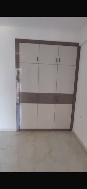 Room in 2.5 BHK Builder Floor at M3M Soulitude, Sector 89 – for Rent
