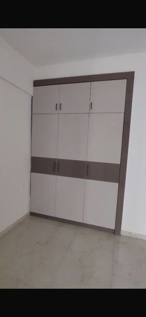 Furnished Amenities in 2.5 BHK Builder Floor at M3M Soulitude, Sector 89 – for Rent
