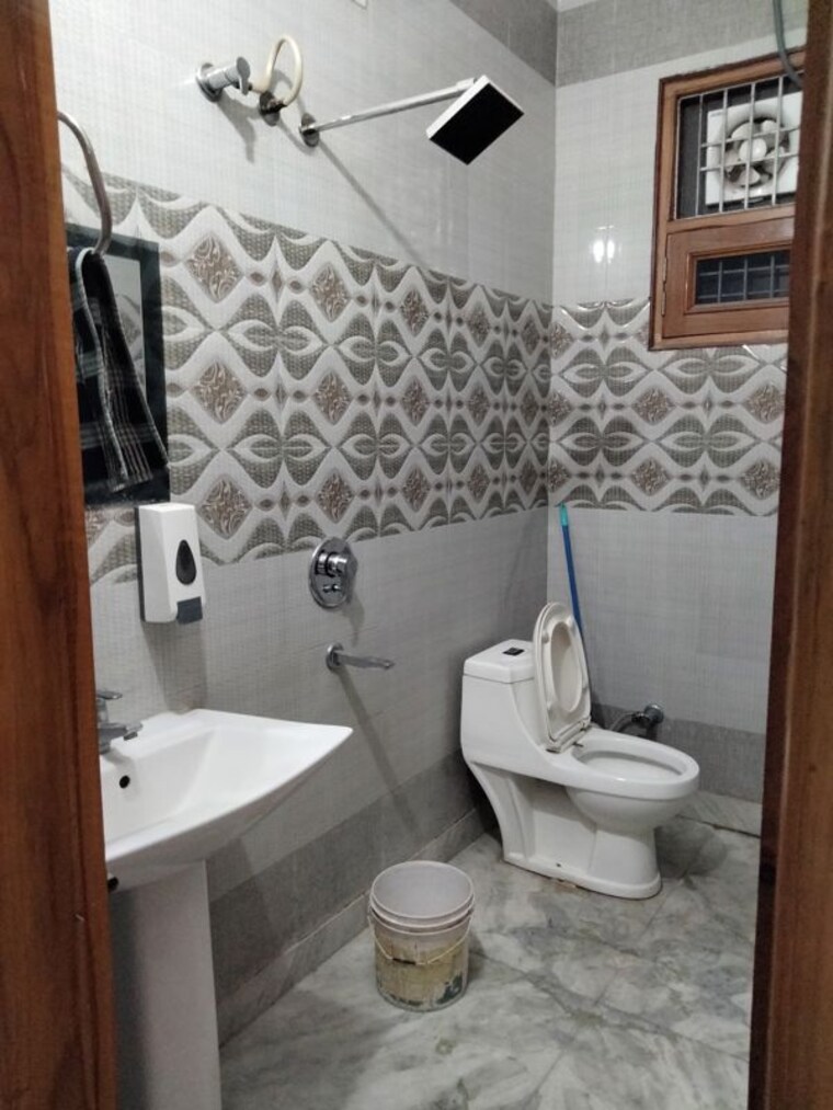Bathroom, sunny enclave 4 Bedroom 160 Sq.Yd. Independent House In Sunny Enclave Mohali 10360465