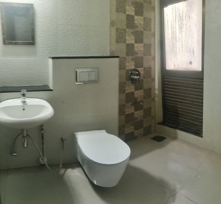 Bathroom, mahindra-lifespaces-roots 2 Bedroom 751 Sq.Ft. Apartment In Kandivali East Mumbai 10360486