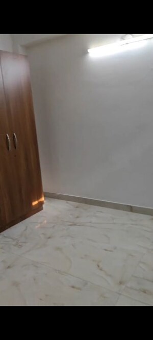 Room in 1 BHK Builder Floor at Freedom Fighters Enclave – for Rent