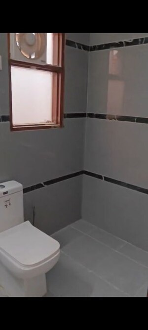 Room in 1 BHK Builder Floor at Freedom Fighters Enclave – for Rent