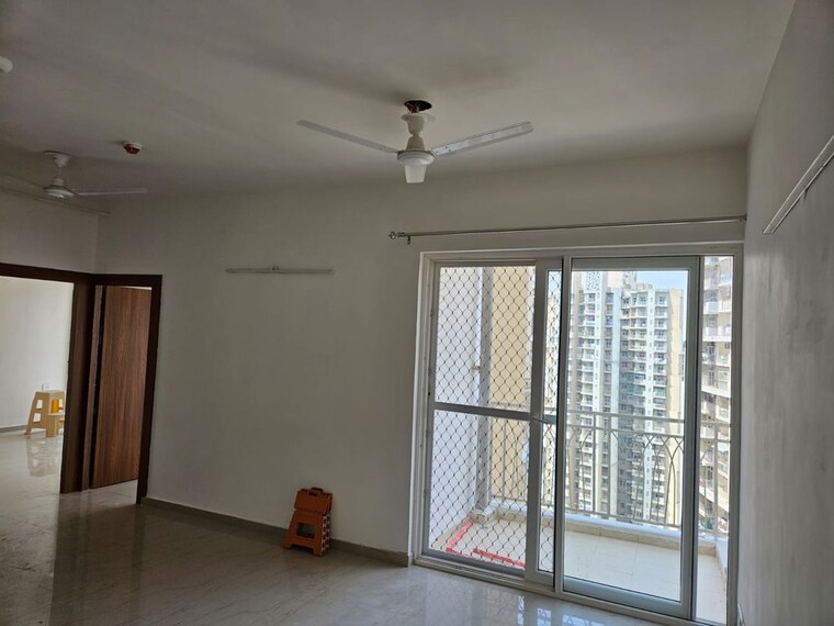 Room, mahagun-my-woods 3 Bedroom 1240 Sq.Ft. Apartment In Sector 16c Greater Noida Greater Noida 10360538