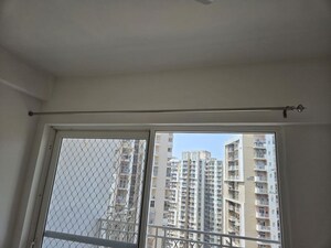 Room in 3 BHK Apartment at Mahagun My Woods, Sector 16c Greater Noida – for Rent