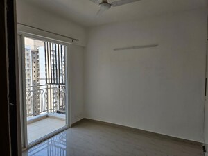 Room in 3 BHK Apartment at Mahagun My Woods, Sector 16c Greater Noida – for Rent