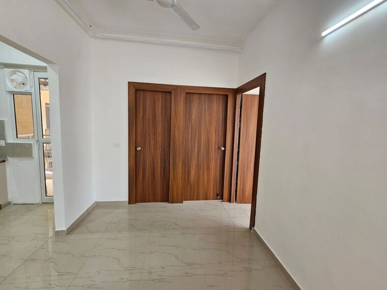 Room, mahagun-my-woods 3 Bedroom 1240 Sq.Ft. Apartment In Sector 16c Greater Noida Greater Noida 10360538