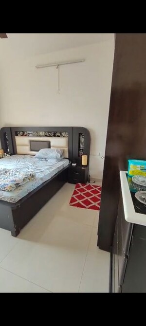 Bedroom in 3 BHK Apartment at Platinum Heights Mumbai, Andheri West – for Rent