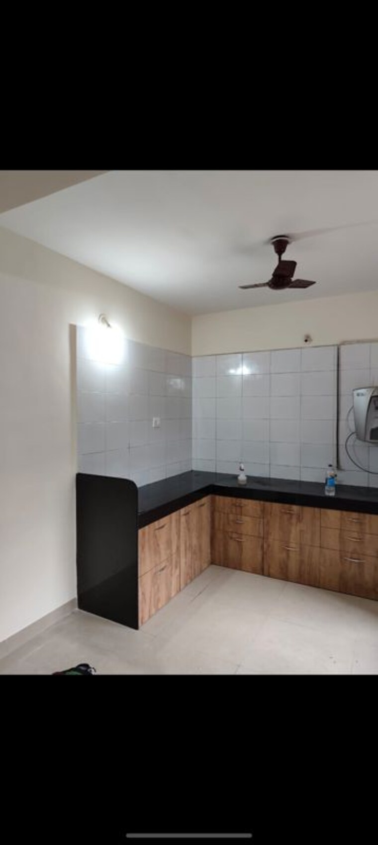 Kitchen, manav-silver-skyscapes 3 Bedroom 1250 Sq.Ft. Apartment In Wakad Pune 10360576