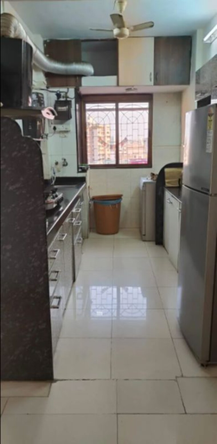 Kitchen, royal-classic-co-op-society 2 Bedroom 700 Sq.Ft. Apartment In Andheri West Mumbai 10360575