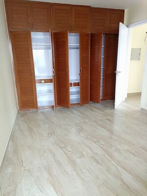 3 BHK Apartment For Rent in Vipul Greens, Sector 48