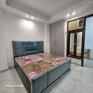 Bedroom in 1 BHK Apartment at Neb Sarai – for Rent