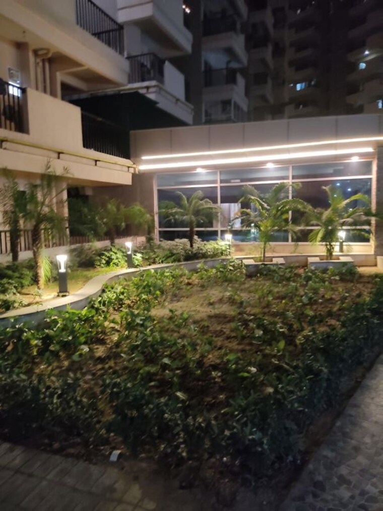 Exterior View, gaur-city-2-14th-avenue 2 Bedroom 955 Sq.Ft. Apartment In Sector 16c Greater Noida Greater Noida 10360608