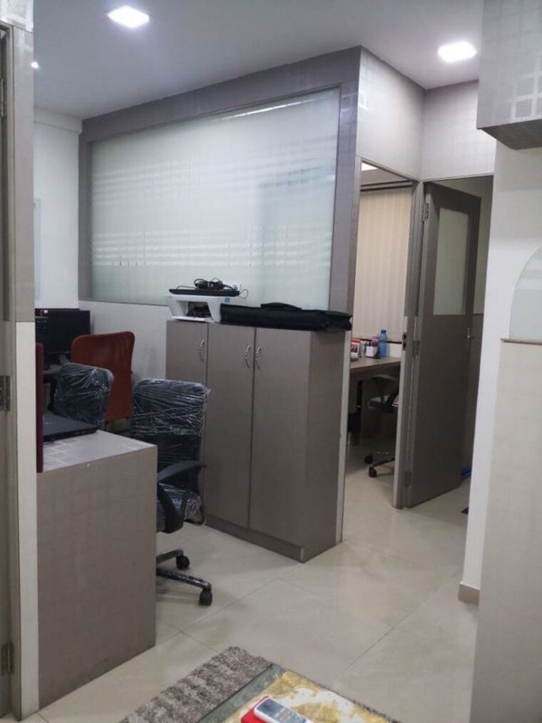 Team Area, mindspace Commercial Office Space 250 Sq.Ft. In Mindspace Mumbai 10360610