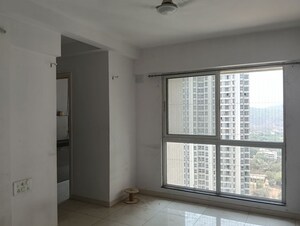 1.5 BHK Apartment For Rent in Godrej Emerald, Ghodbunder Road