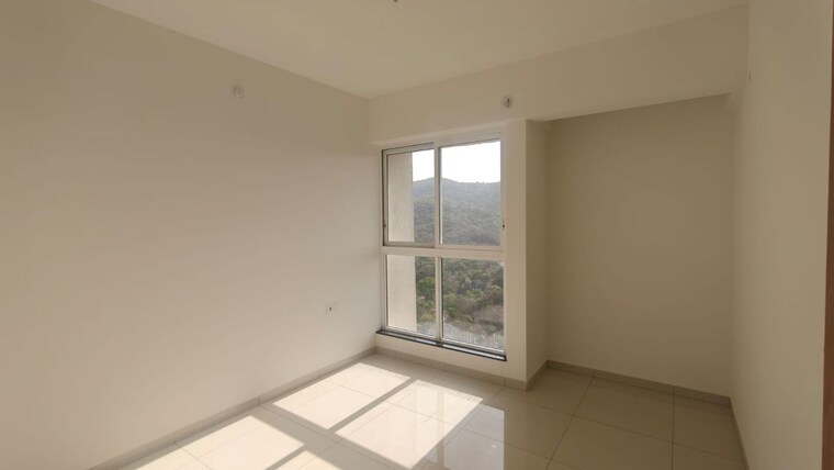 Bedroom, godrej-emerald 2 Bedroom 700 Sq.Ft. Apartment In Ghodbunder Road Thane 10360655