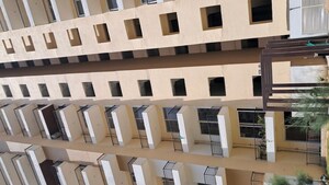 Floor Plan in 4 BHK Apartment at Sector 82 – for Rent