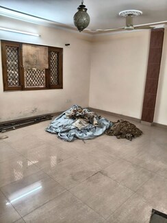 3.5 BHK + Pooja Room Apartment For Sale in Mayur Vihar