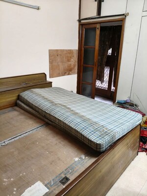 Bedroom in 3.5 BHK Apartment at Mayur Vihar – for Sale