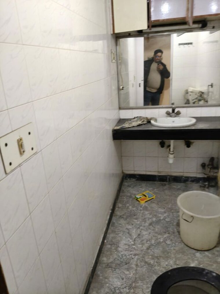 Kitchen, mayur vihar 3.5 Bedroom 1250 Sq.Ft. Apartment In Mayur Vihar Delhi 10360678