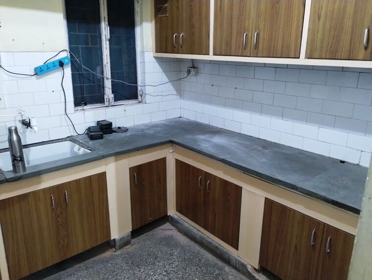 Kitchen, mayur vihar 1.5 Bedroom 750 Sq.Ft. Apartment In Mayur Vihar Delhi 10360686