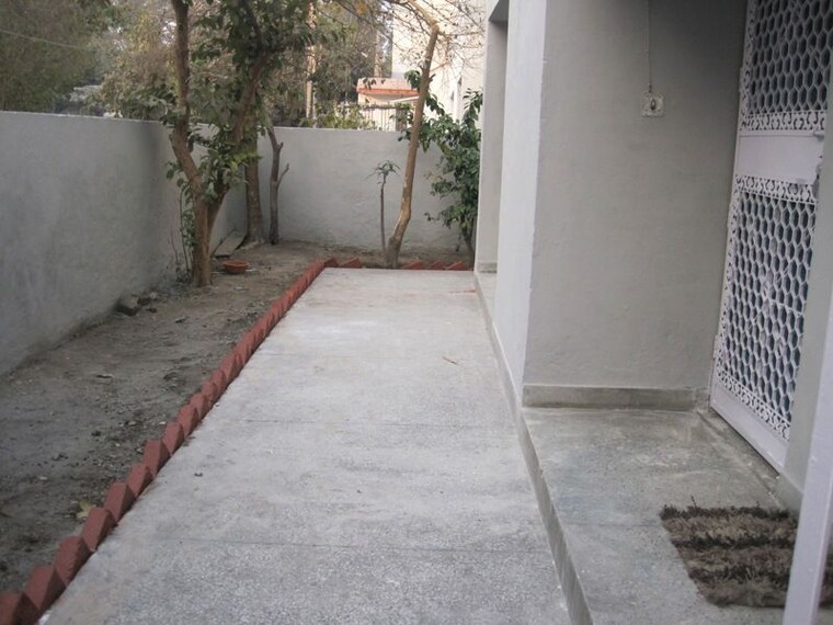 Balcony, mayur vihar 1.5 Bedroom 750 Sq.Ft. Apartment In Mayur Vihar Delhi 10360686