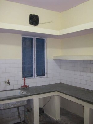 Kitchen in 1.5 BHK Apartment at Mayur Vihar – for Rent