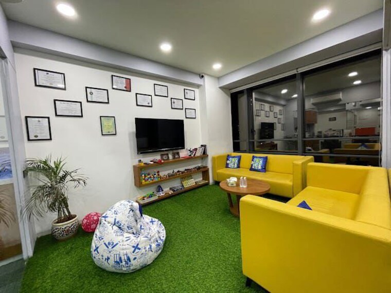 Bedroom, vaishnodevi circle Commercial Office Space 4268 Sq.Ft. In Vaishnodevi Circle Ahmedabad 10360690