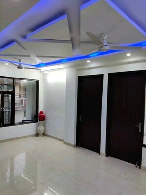 Bedroom in 3 BHK Apartment at Chattarpur – for Rent