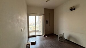 2 BHK Apartment For Rent in Supertech Supernova Nova Residences, Sector 94