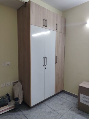 Room in 3 BHK Builder Floor at Ardee City, Sector 52 – for Rent