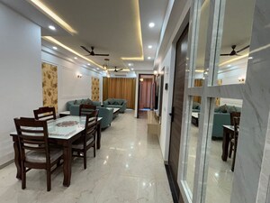 Gym in 2.5 BHK Builder Floor at Smart World Orchard, Sector 61 – for Rent