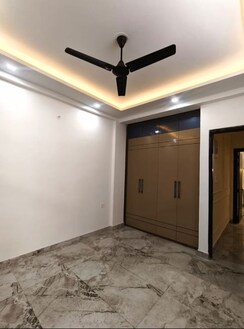 2 BHK + Pooja Room Apartment For Sale in RG Luxury Homes