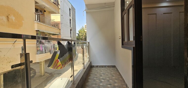 Balcony, sector 1 3 Bedroom 1600 Sq.Ft. Builder Floor In Sector 1 Noida 9893393