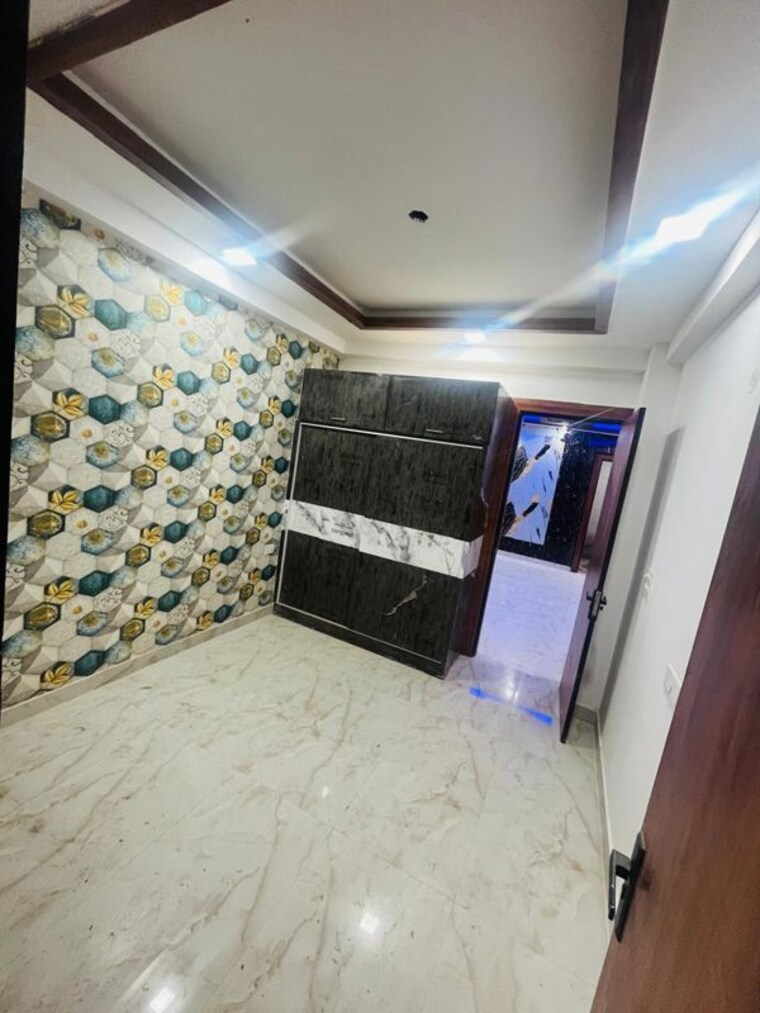 Bedroom, sector 1 3 Bedroom 1600 Sq.Ft. Builder Floor In Sector 1 Noida 9893393