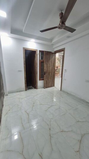 Room in 2 BHK Builder Floor at Sector 1 Greater Noida – for Sale