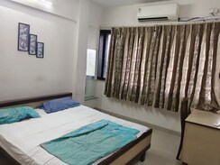 2 BHK Apartment For Rent in Irla