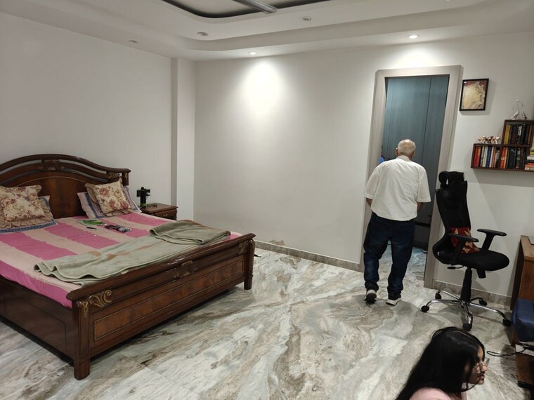 Bedroom, tagore park 3 Bedroom 1800 Sq.Ft. Builder Floor In Tagore Park Delhi 10143937