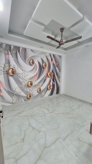 Parking in 2 BHK Builder Floor at Sector 1 Greater Noida – for Sale