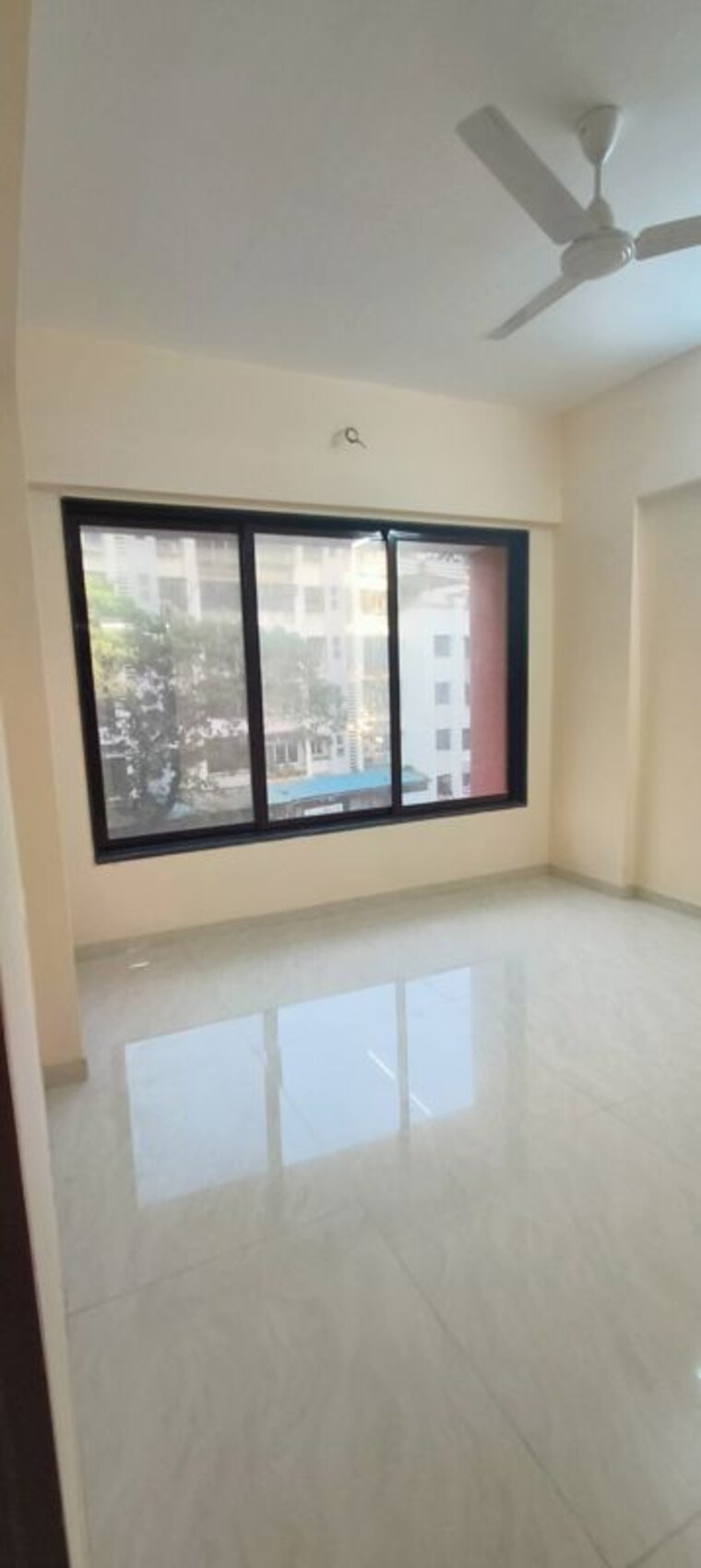 Room, borivali west 2.5 Bedroom 738 Sq.Ft. Apartment In Borivali West Mumbai 10360741