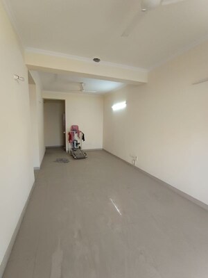 3.5 BHK Apartment For Rent in Shakti the Sky Lark  Apartment, Sector 52