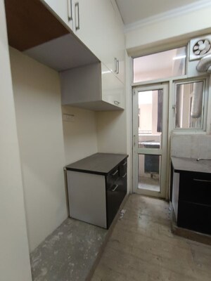 Kitchen in 3.5 BHK Apartment at Shakti the Sky Lark  Apartment, Sector 52 – for Rent