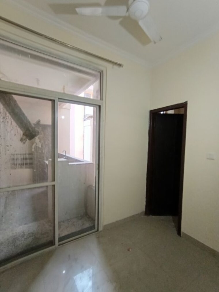 Room, shakti-the-sky-lark-apartment 3.5 Bedroom 2000 Sq.Ft. Apartment In Sector 52 Gurgaon 10360745